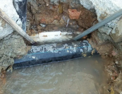 施秉测漏水之水管漏水